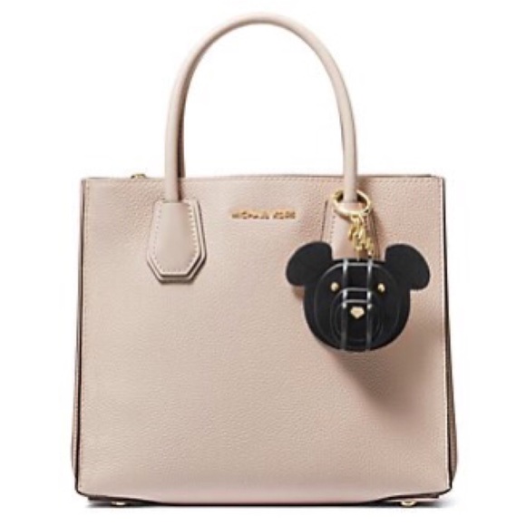 Michael Kors Signature 3D Bear Charm Key Chain - Picture 3 of 3